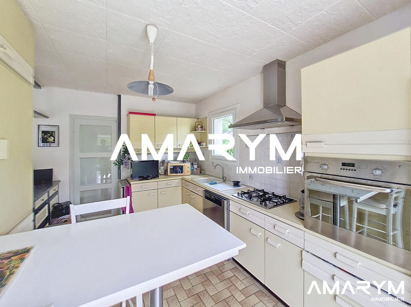 Maison - 143 m² - 7 pièces