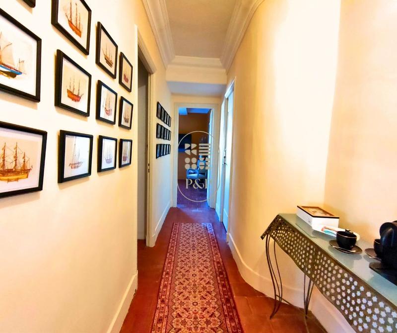 Hôtel particulier - 423 m² - 8 pièces