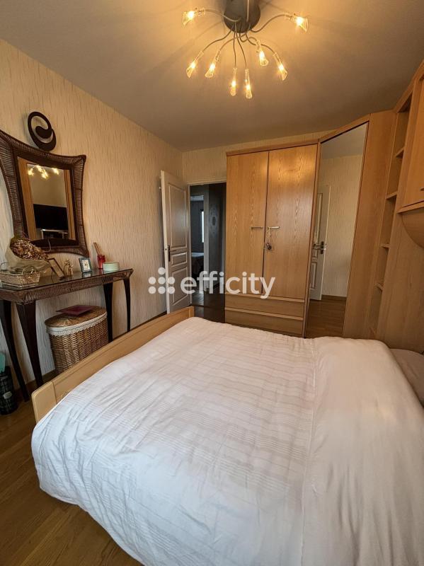 Pavillon - 147 m² - 5 pièces