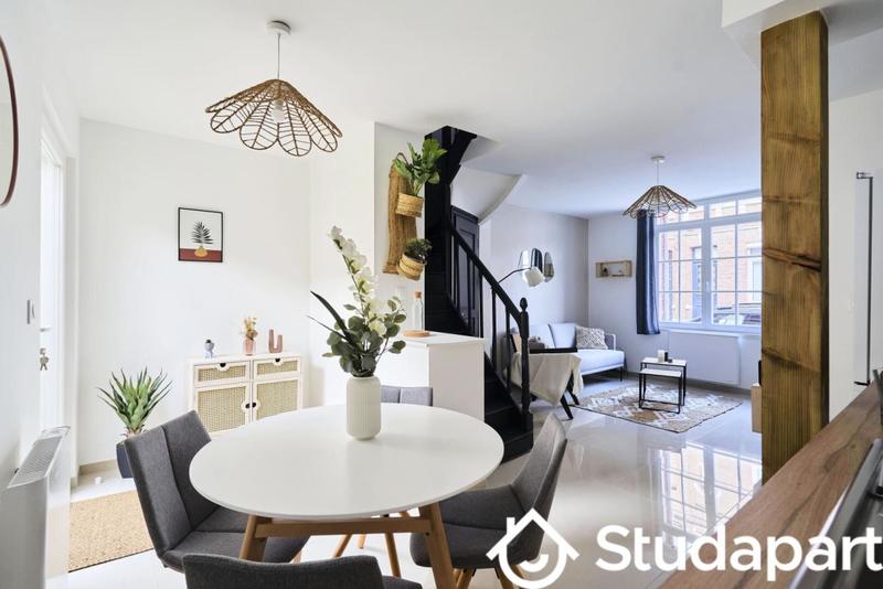 Chambre - 11 m² - 1 pièce