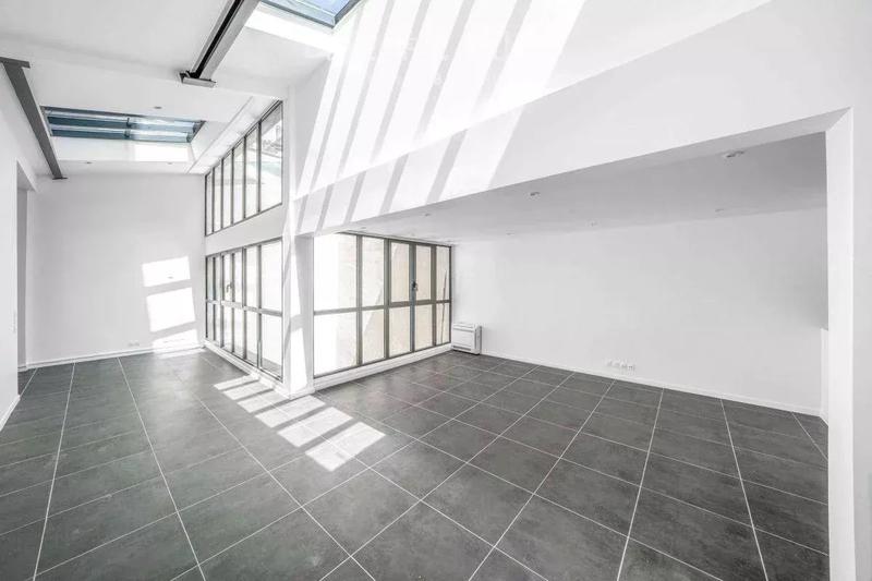 Appartement - 200 m² - 5 pièces