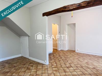 Maison - 90 m² - 5 pièces