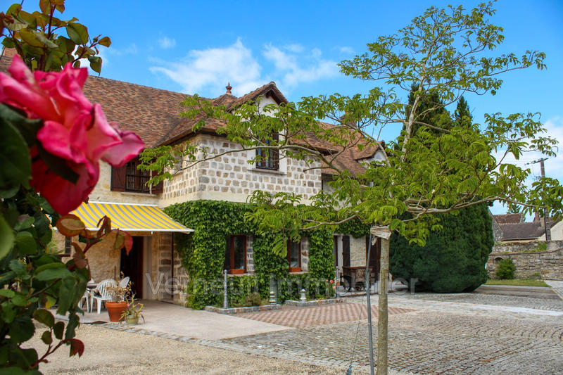 Ferme - 300 m² - 8 pièces