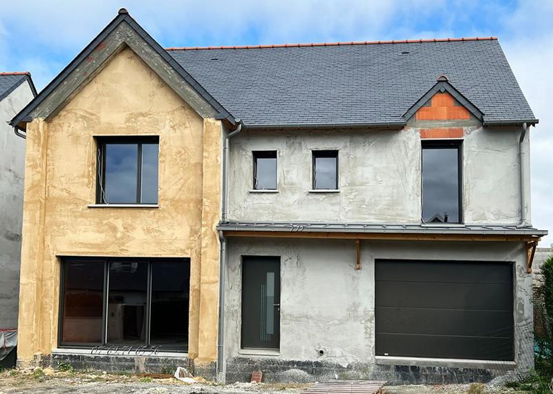 Maison - 140 m² - 6 pièces