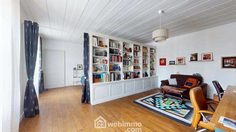 Maison - 286 m² - 11 pièces