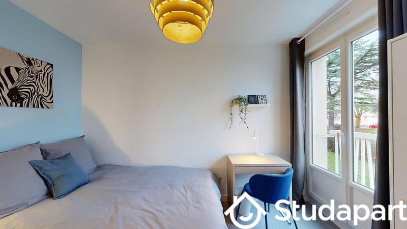 Chambre - 9 m² - 1 pièce