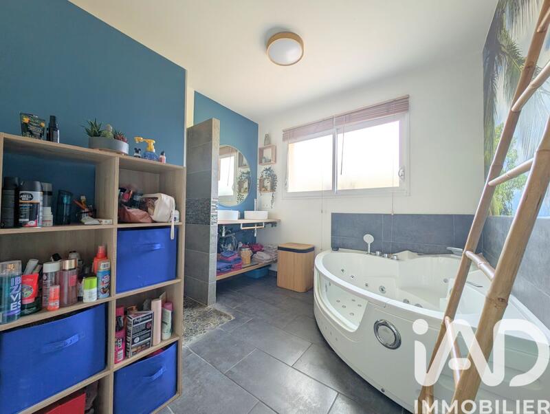 Maison - 100 m² - 4 pièces