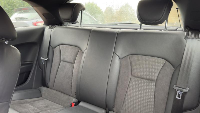 Audi A1 sportback 1.4 Tdi 90 s line