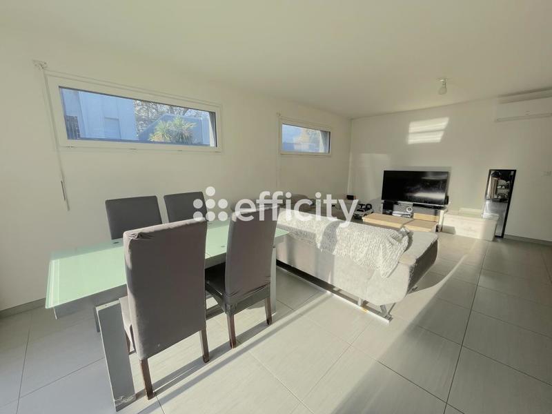 Maison - 91 m² - 4 pièces