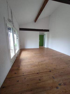 Local commercial - 95 m² - 3 pièces