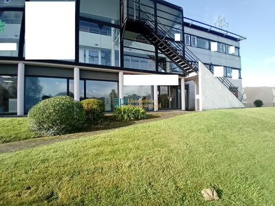 Bureau - 275 m² - 10 pièces