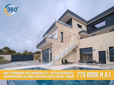 Propriété - 284 m² - 6 pièces