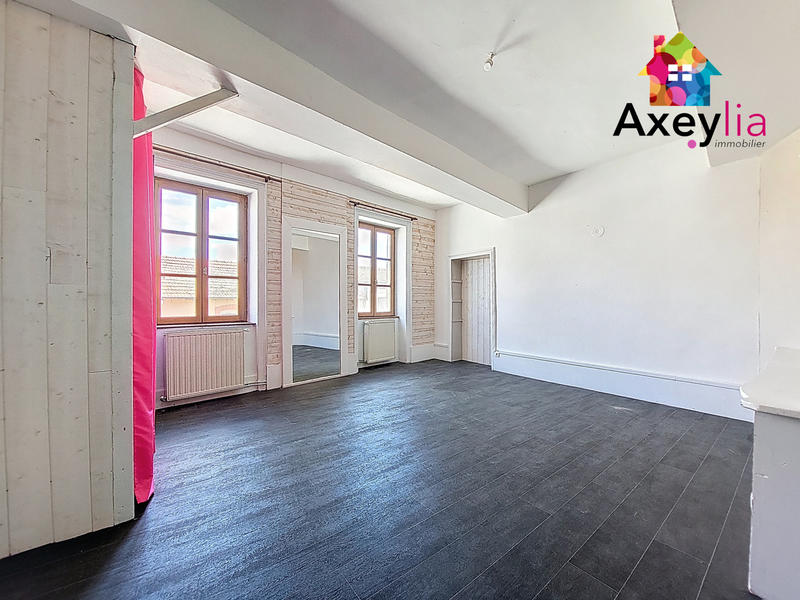 Maison de village - 205 m² - 10 pièces