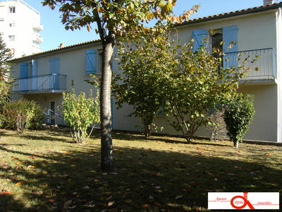 Maison - 180 m² - 7 pièces