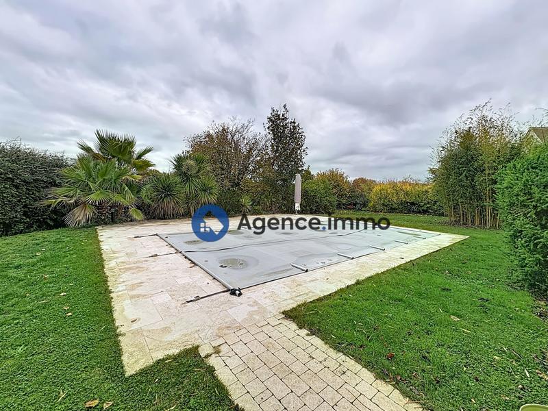 Maison - 92 m² - 4 pièces