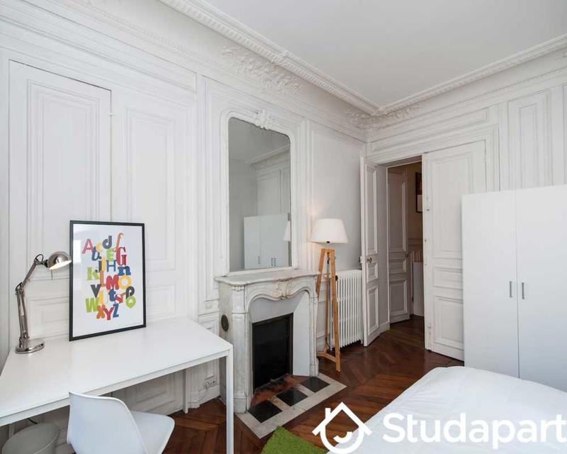 Chambre - 110 m² - 1 pièce