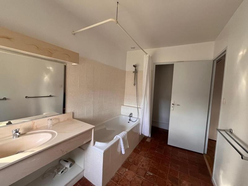 Maison de maîtres - 900 m² - 19 pièces