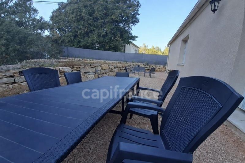 Villa - 90 m² - 4 pièces