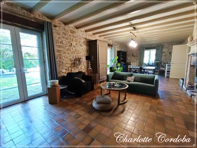 Maison - 313 m² - 10 pièces