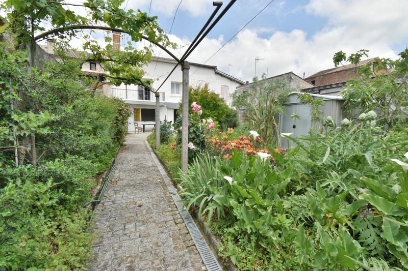 Maison de ville - 80 m² - 4 pièces