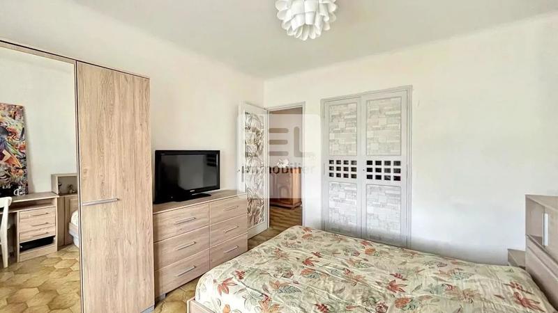 Maison - 171 m² - 6 pièces