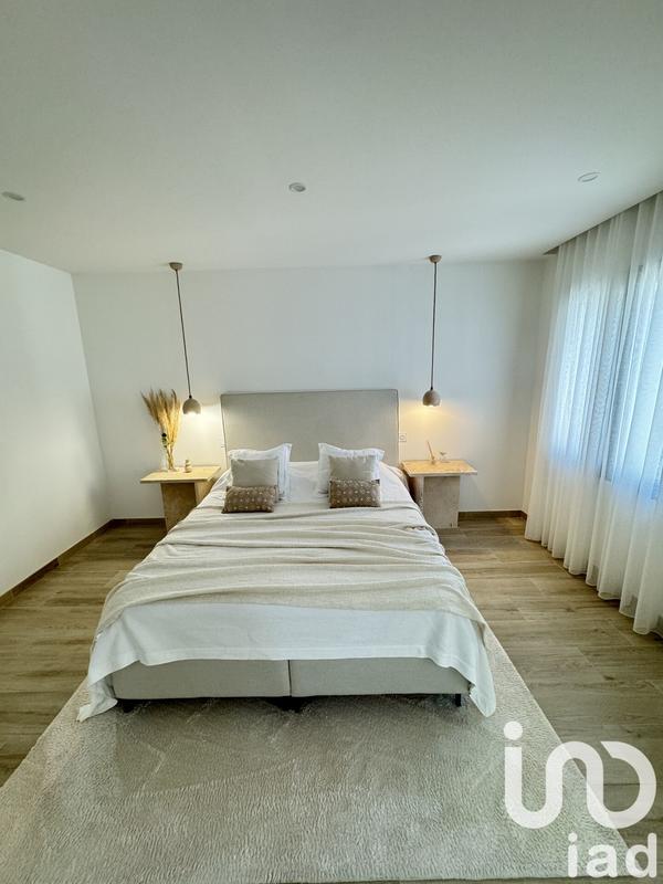 Maison - 146 m² - 7 pièces