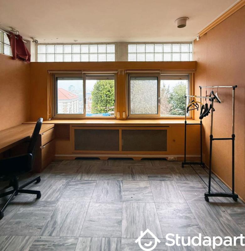 Chambre - 14 m² - 1 pièce