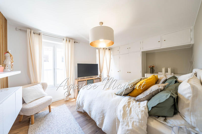 Appartement - 110 m² - 4 pièces