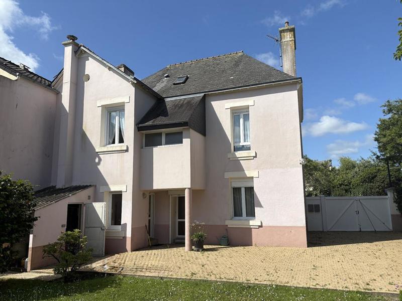 Maison - 124 m² - 7 pièces