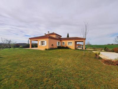 Propriété - 162 m² - 5 pièces