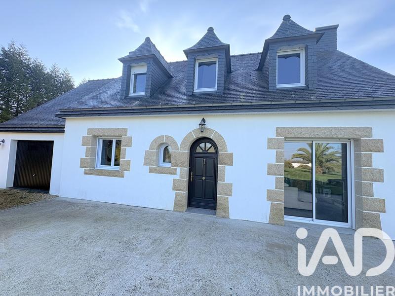 Maison - 177 m² - 6 pièces