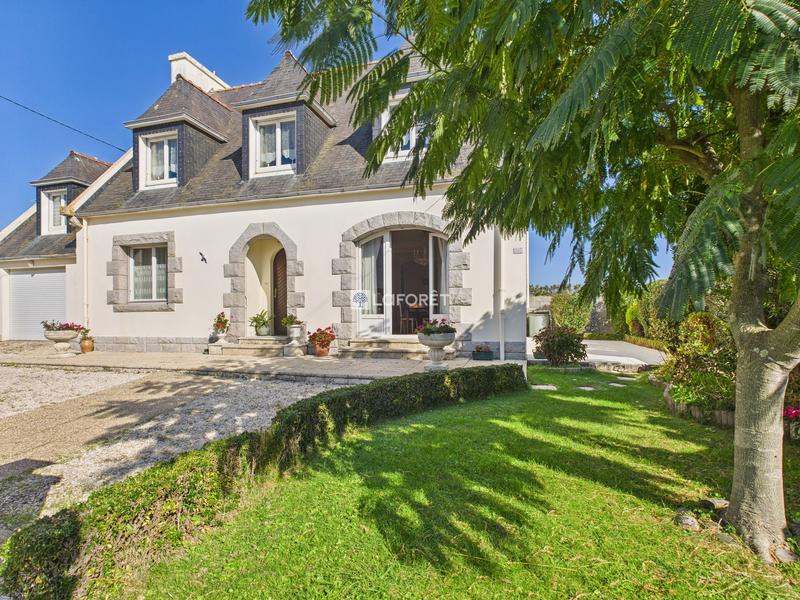 Maison - 138 m² - 5 pièces
