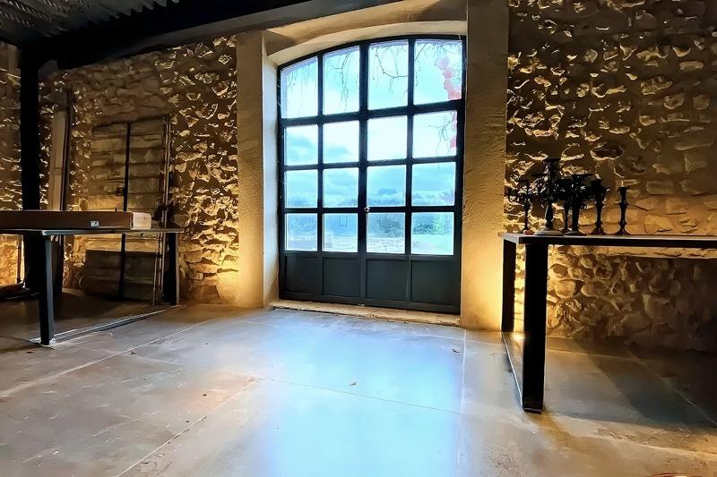 Bureau - 132 m² - 1 pièce