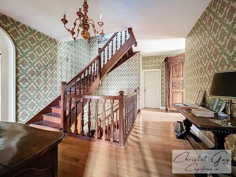 Maison bourgeoise - 291 m² - 12 pièces
