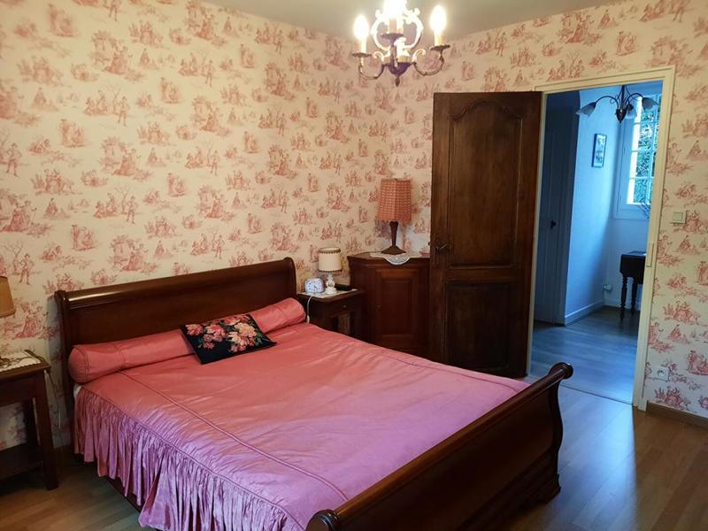 Maison - 268 m² - 9 pièces