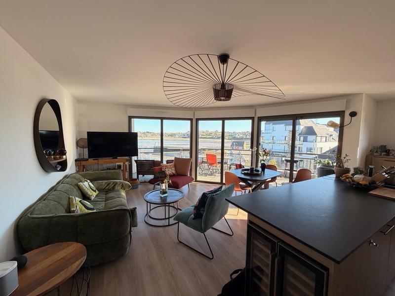 Appartement - 98 m² - 4 pièces