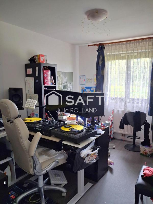 Maison - 104 m² - 6 pièces