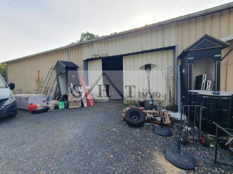 Entrepôt - 1 371 m²