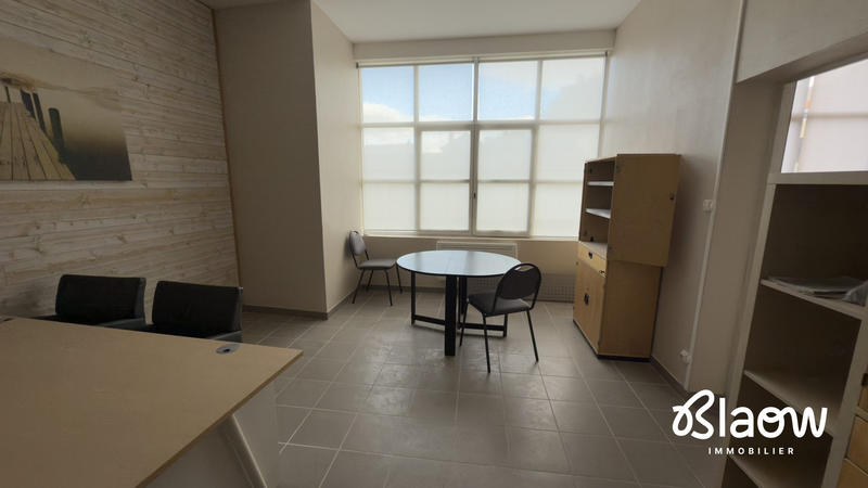 Local d'activités - 300 m²