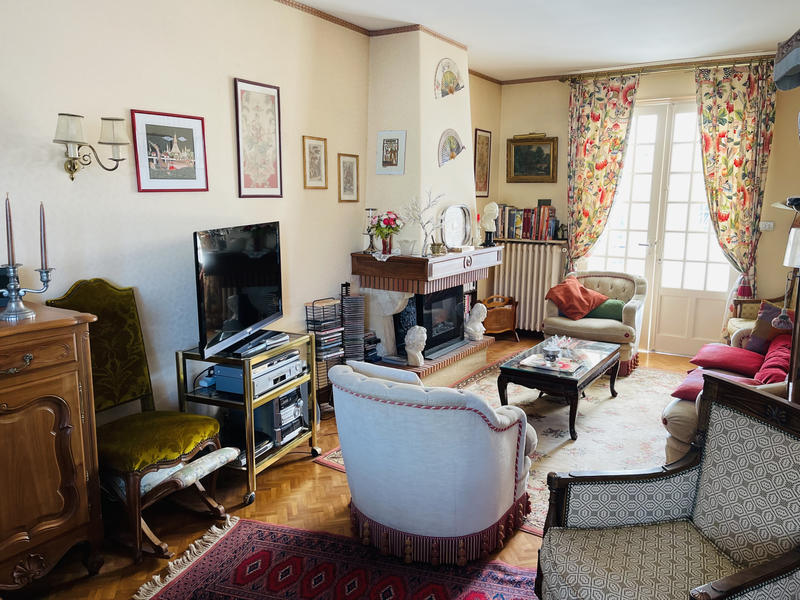 Maison - 140 m² - 6 pièces