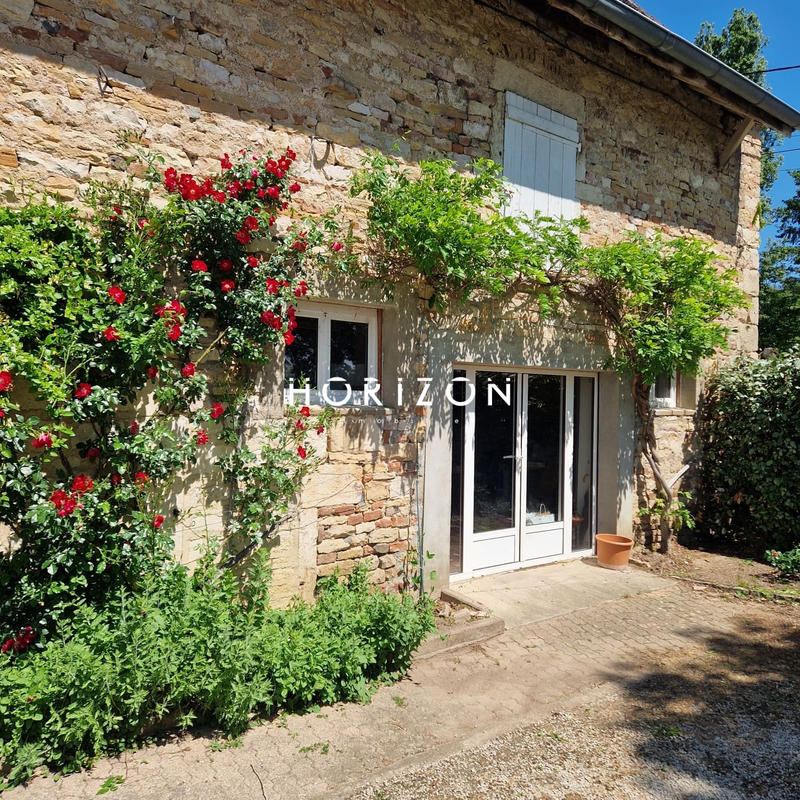 Maison ancienne - 249 m² - 9 pièces