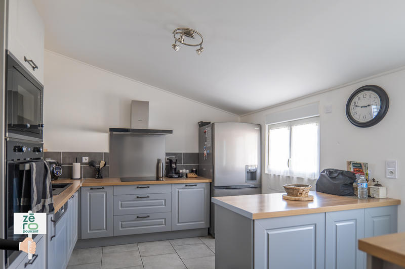 Maison - 422 m² - 24 pièces