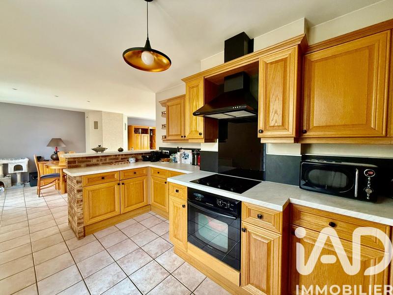 Maison - 94 m² - 5 pièces