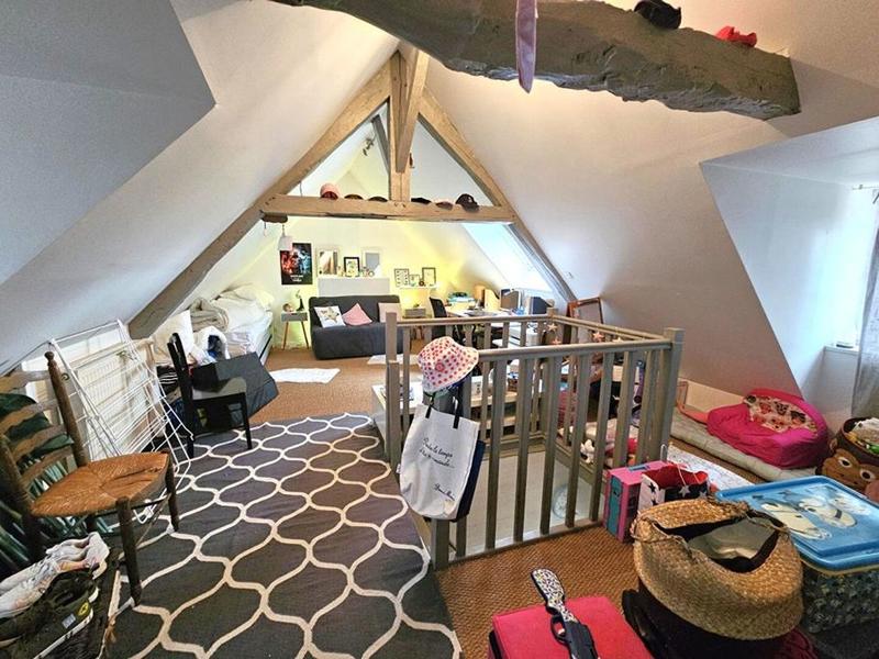 Demeure - 130 m² - 6 pièces