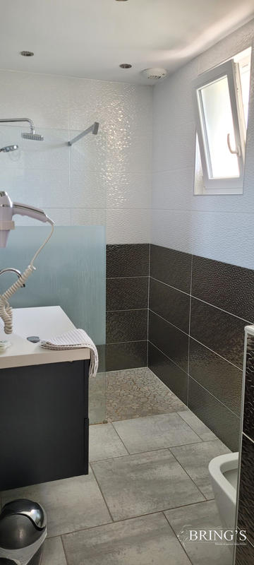 Maison contemporaine - 168 m² - 7 pièces