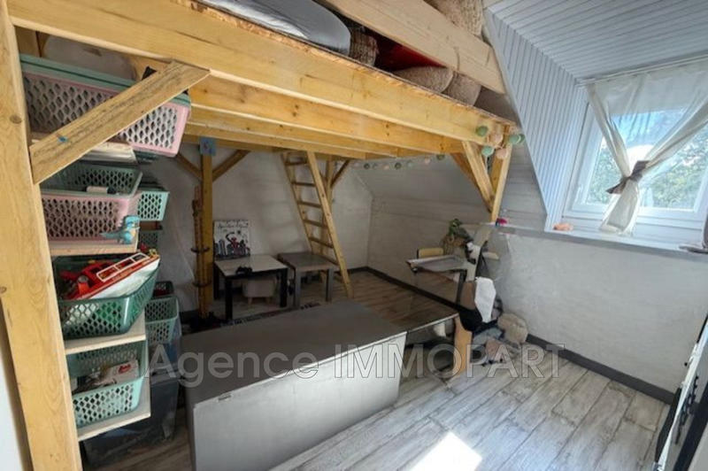 Maison - 101 m² - 5 pièces