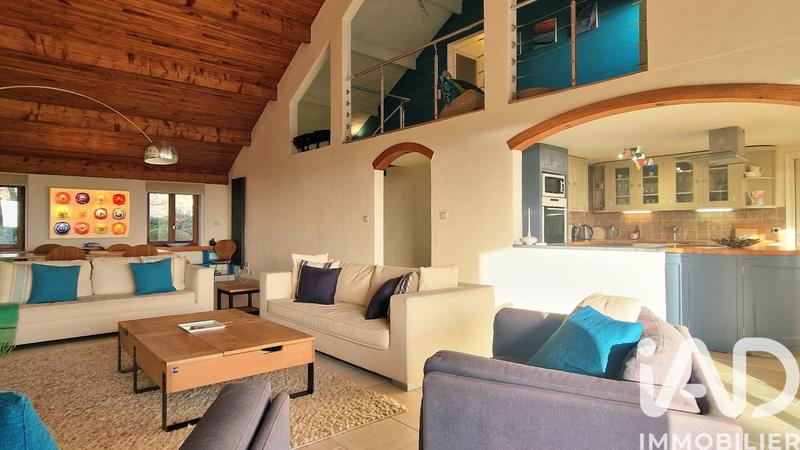 Maison de maîtres - 187 m² - 8 pièces