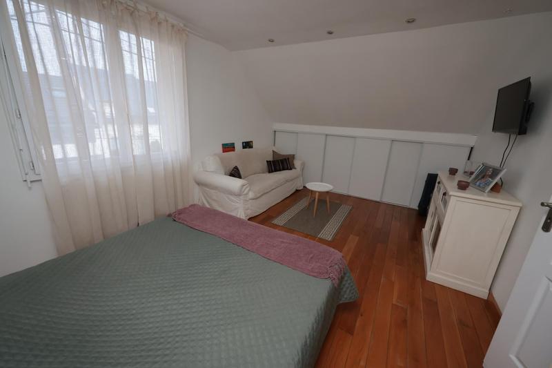 Maison - 127 m² - 6 pièces