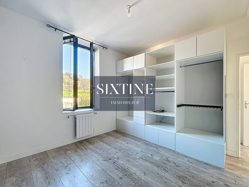 Appartement - 80 m² - 5 pièces