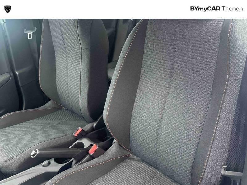 Peugeot 2008 Hybrid 145 e-Dcs6 Style